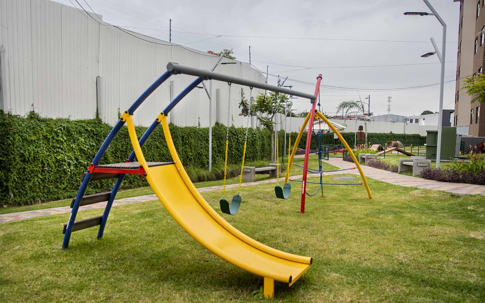Zona de Juegos Infantiles de Torres de Monterrey